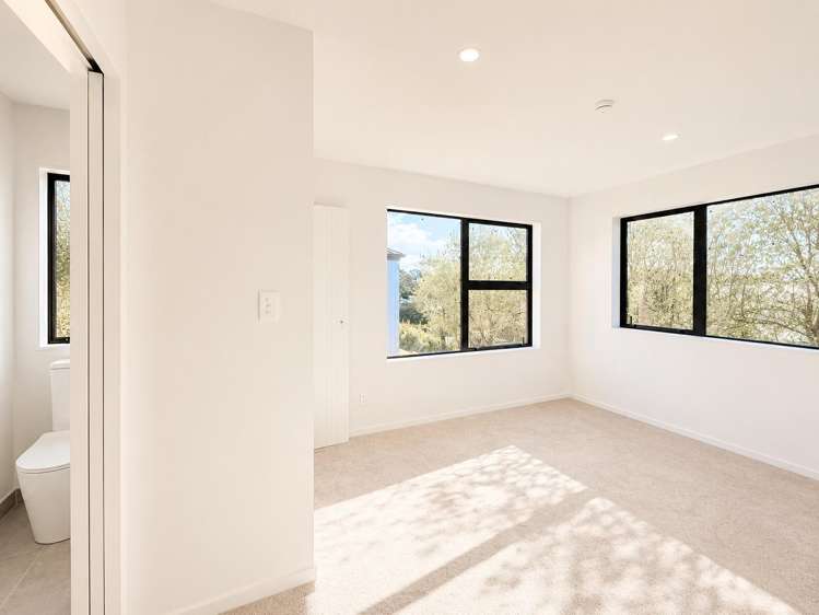 Lot 2/63 Gloria Avenue_5