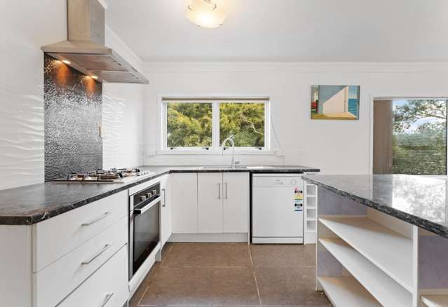 4/304 Great North Road Henderson_4