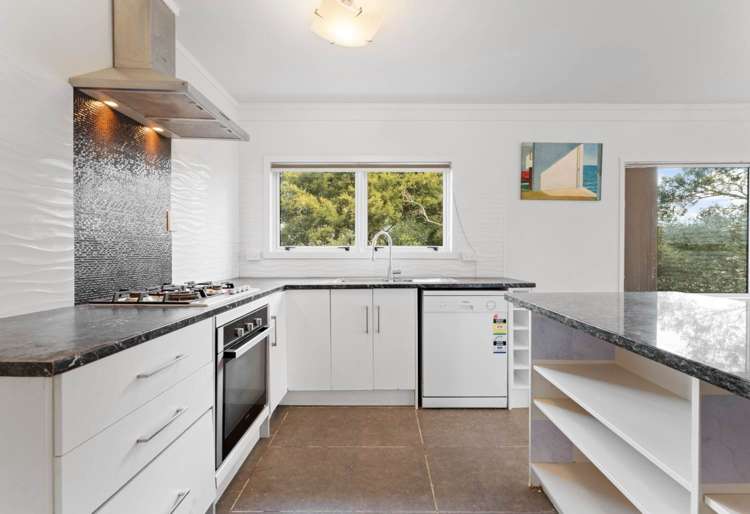 4/304 Great North Road Henderson_4