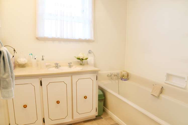 2 Rothery Road Hillpark_5