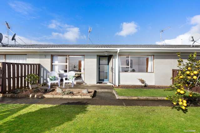 2/15 Latham Avenue Pakuranga_2