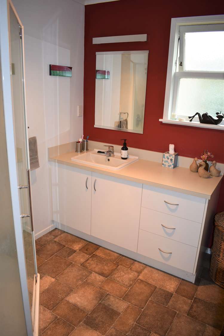 100 Takapu Road Manakau_13