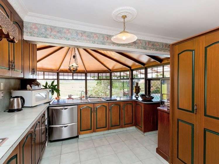 28 Pickwick Road Otamatea_18