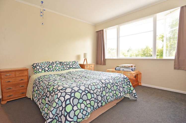 518a West Coast Road Oratia_11