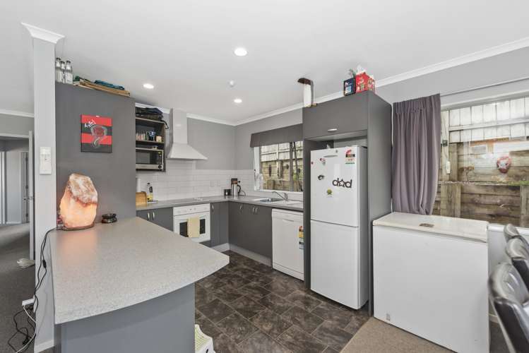 26 Pointon Glade Grandview Heights_1