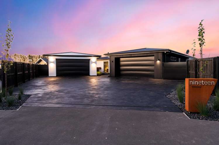 19 Frank Ernest Crescent_0