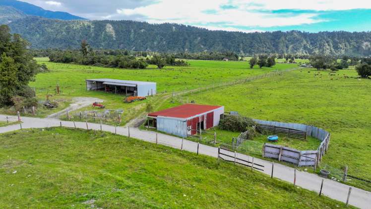 217 Poerua Valley Road Harihari_4