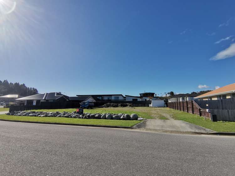 22 Racecourse Terrace Rise Hokitika_8