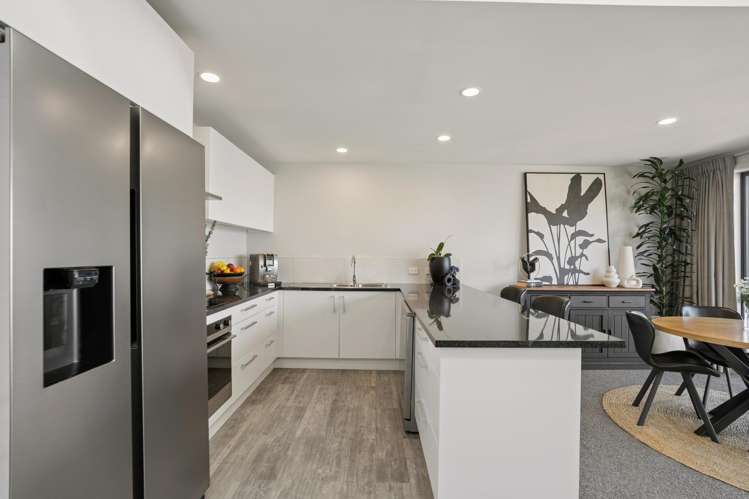 54C Wynyard Crescent Fernhill_17