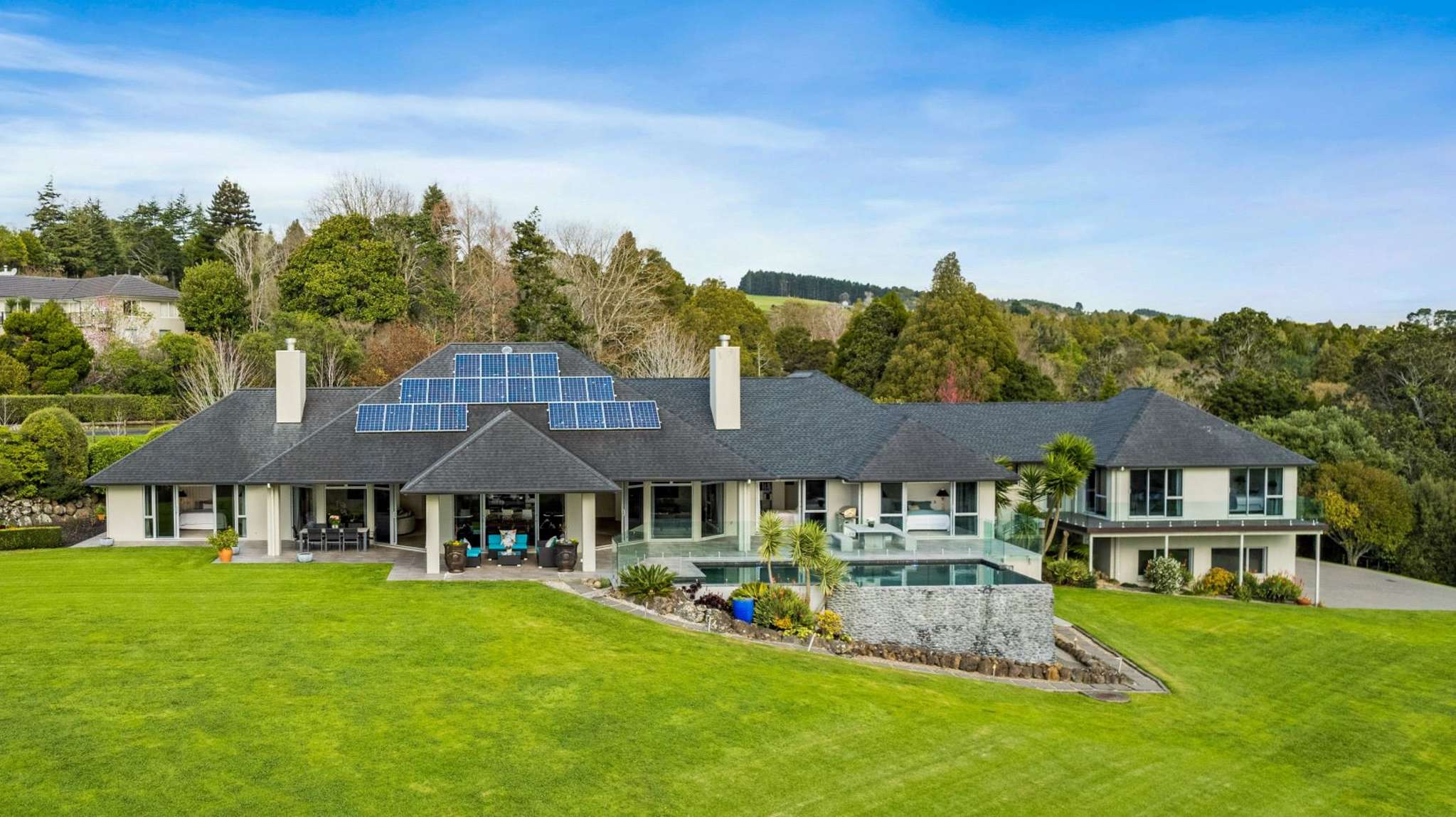 High-end Drury estate with guest lodge is up for grabs