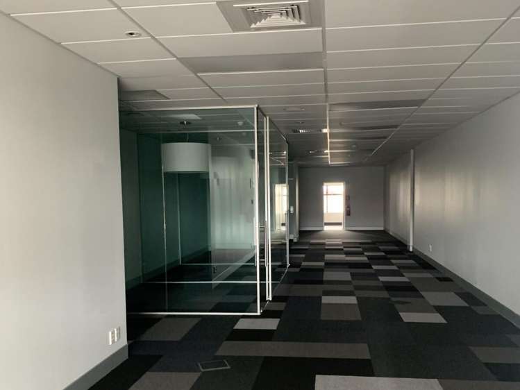 Shop 2, 41-45 Clyde Road Browns Bay_4