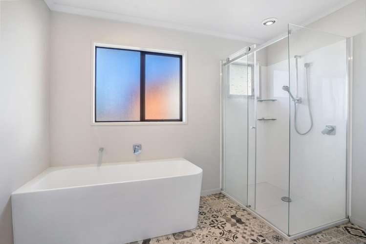 12 Hamilton Avenue Winton_10