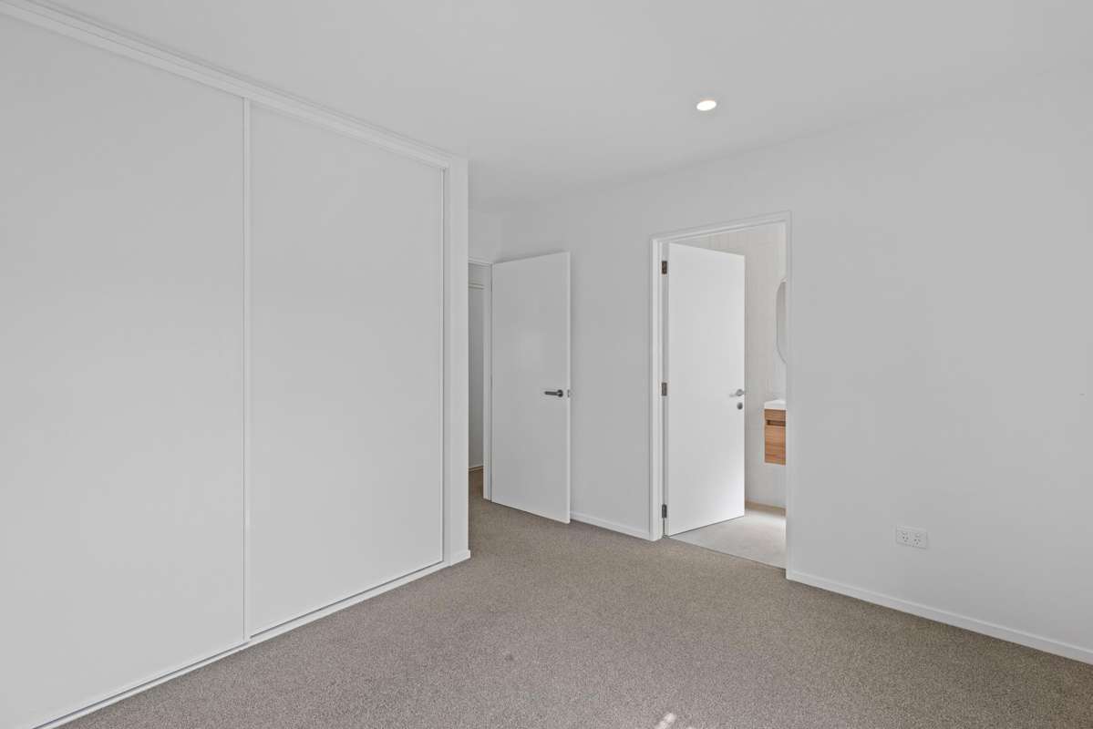 4/80 Mackworth Street_5