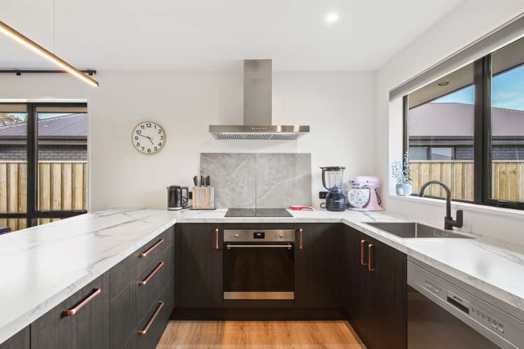 10 Crossley Avenue Woodend_3