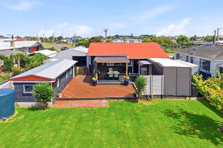 10 Andresen Street Foxton Beach_21