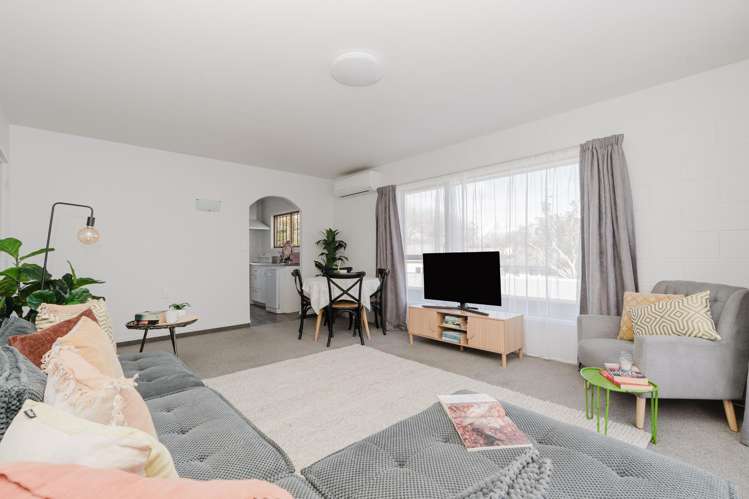 8/14 Wellington Street Hamilton East_0