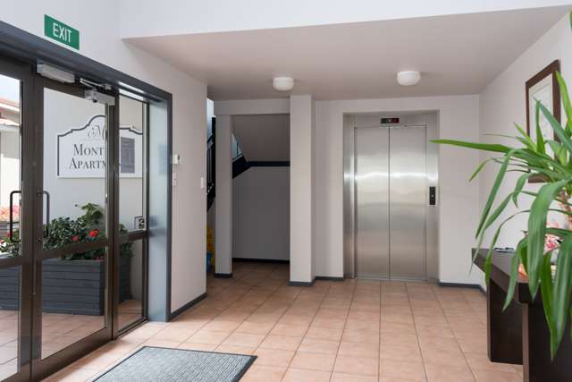 2/5 Cook Street Howick_4