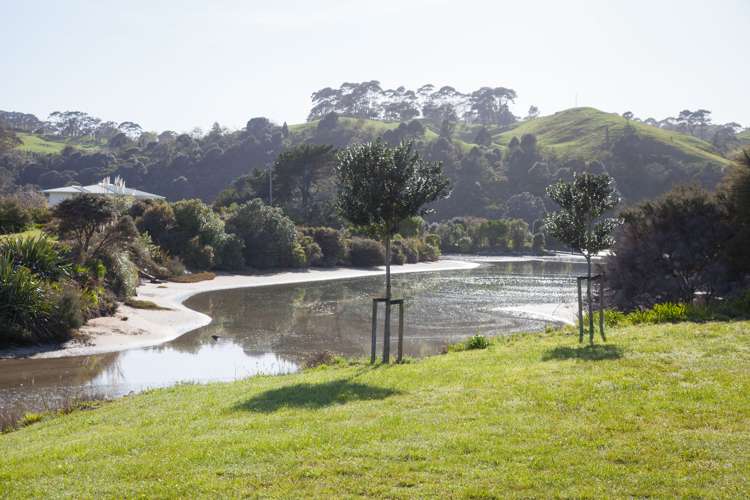 23 Admiral Drive Cooks Beach_9