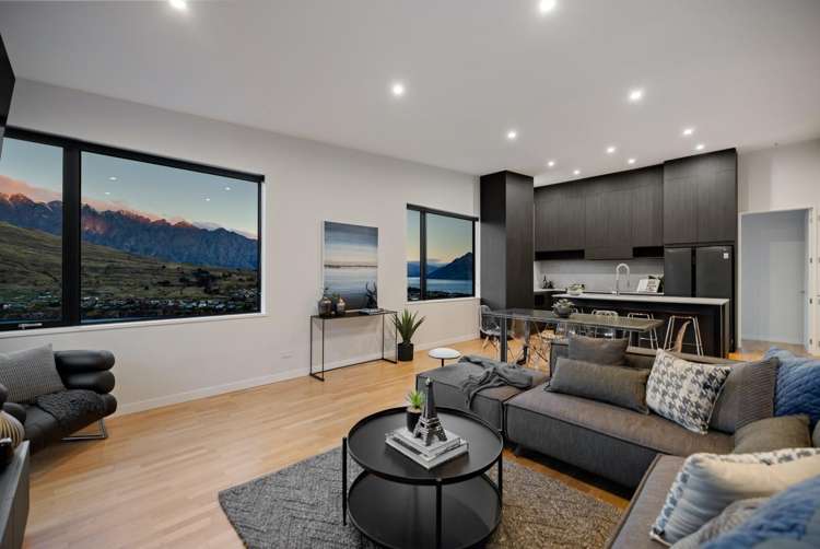 5 Lancewood Lane Queenstown Hill_19