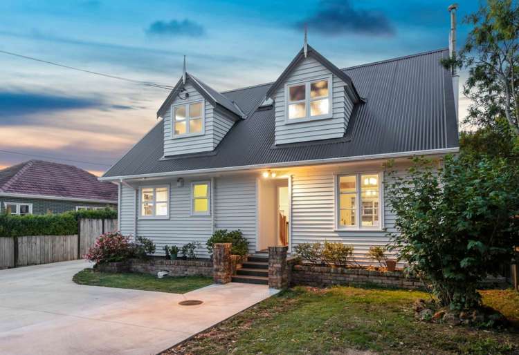 31 Preston Avenue Mt Albert_17