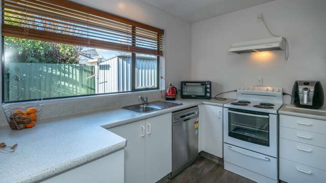 2/58 Cresswell Avenue Burwood_1