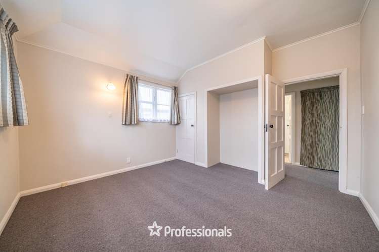 161 Whites Line East Waiwhetu_13