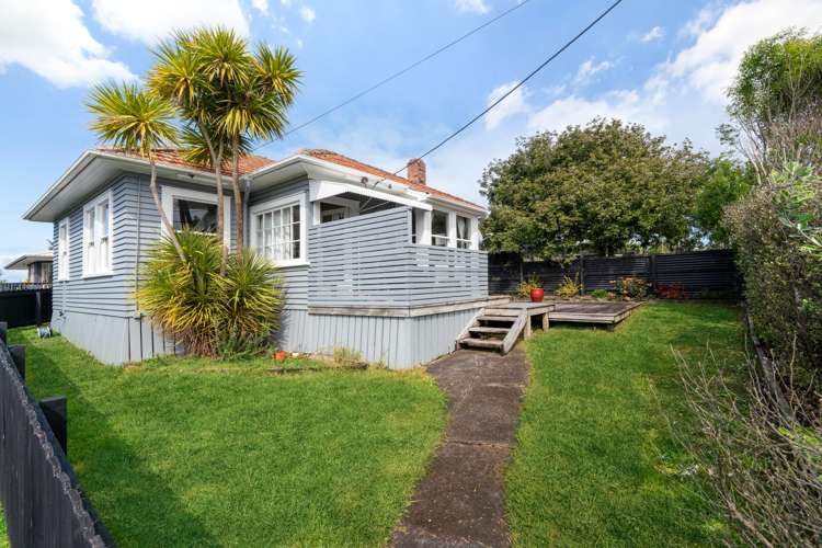 140 Titirangi Road New Lynn_1