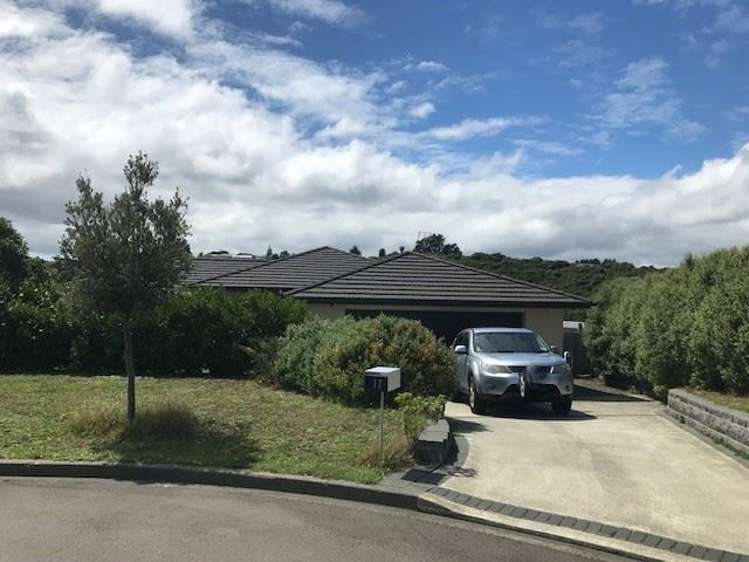 12 Kaweka Close Aotea_11