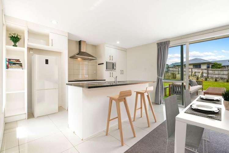 22 Manuka Road 11330_3