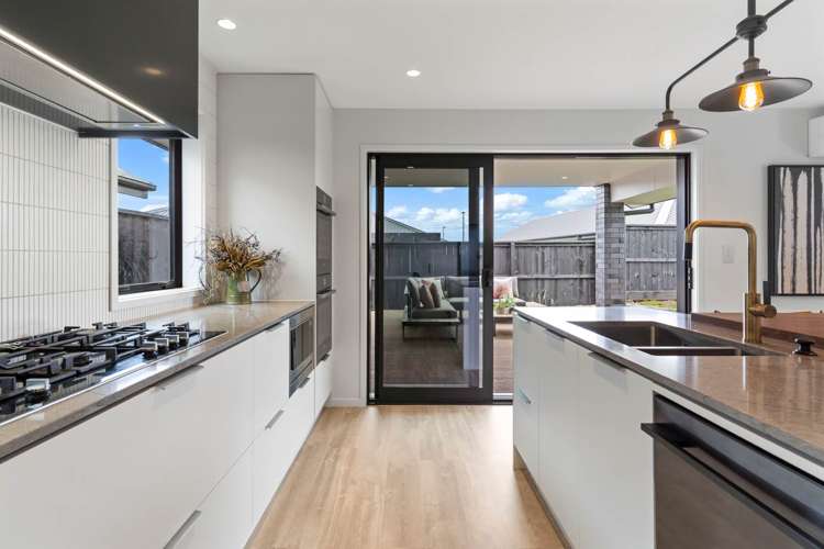 19 Te Rata Boulevard Karaka_8