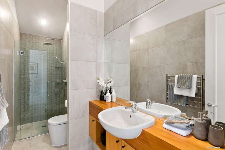 4/9 Balfour Road Parnell_17