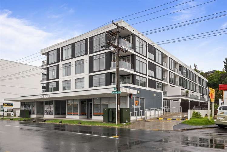 201/19 Bute Road Browns Bay_17