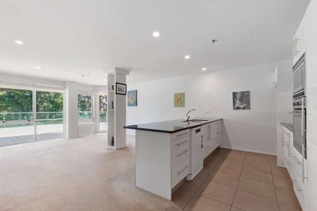 202/6 Durham Street (Kingsview Apartments) Tauranga Central_4