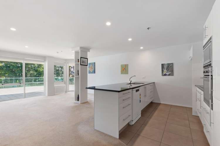 202/6 Durham Street (Kingsview Apartments) Tauranga Central_4