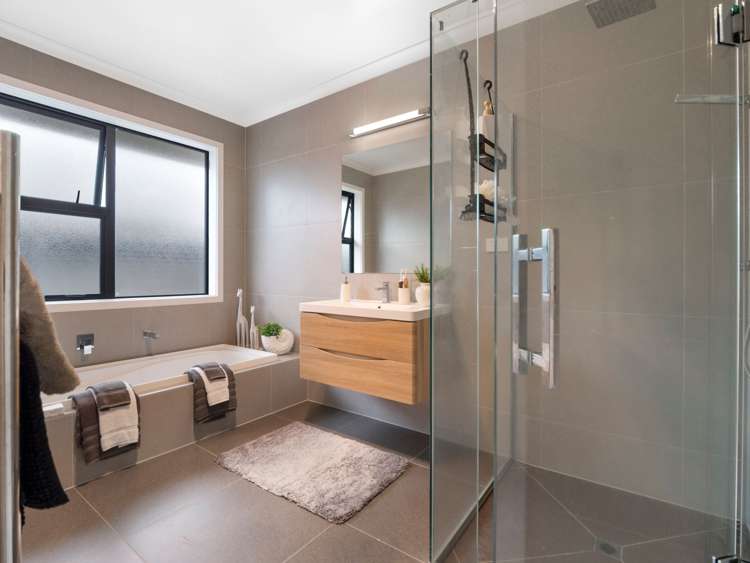 54 Norfolk Drive Cambridge_25