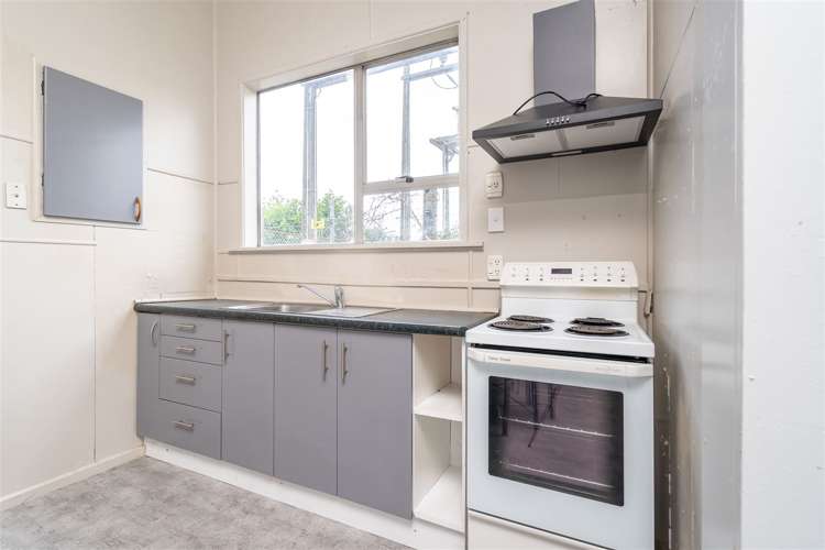 21 Elderlee Street Milton_3