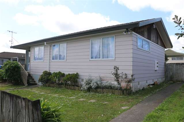 32 Armada Drive Ranui_1