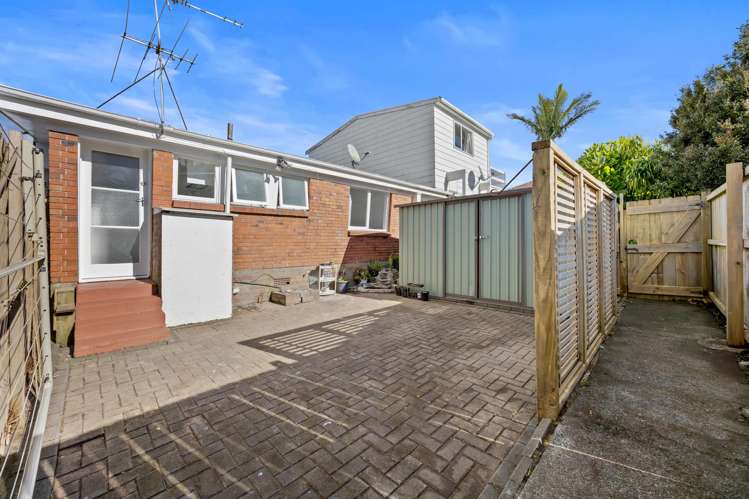 2/220A Church Street Onehunga_1