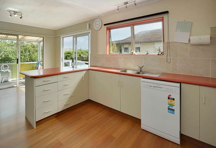 2/51 Fergusson Street Stoke_5