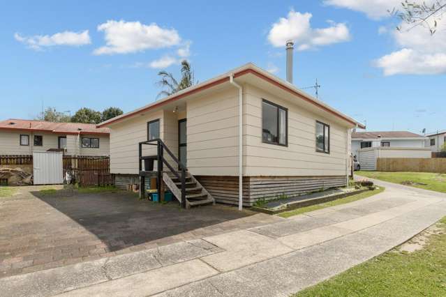 76A Meander Drive Welcome Bay_1