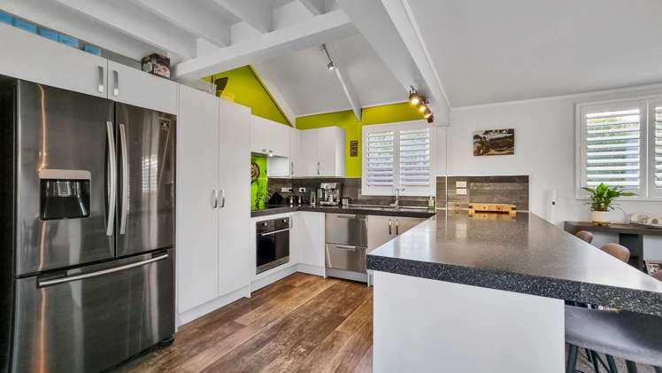 12 Shane Place Lynmore_5