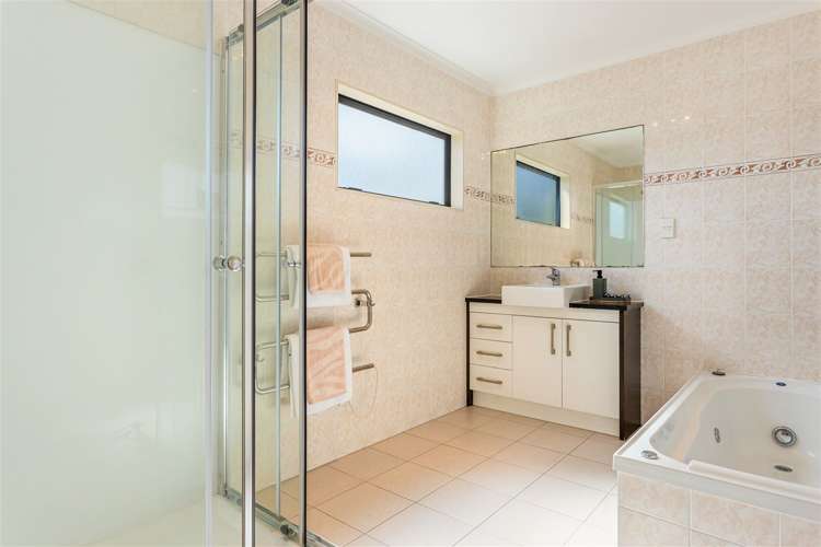 59a Hewlett Road Massey_21