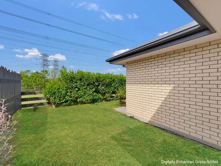 17 Charente Way Yaldhurst_14