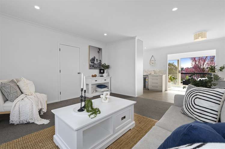 28 Woodford Avenue Brookfield_7