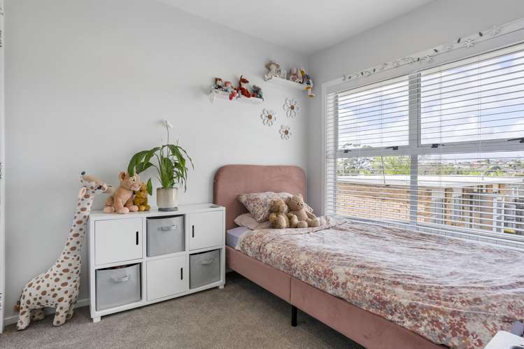 2/60 Chartwell Avenue Glenfield_13