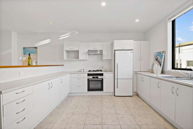 54B/130 Great South Road_5