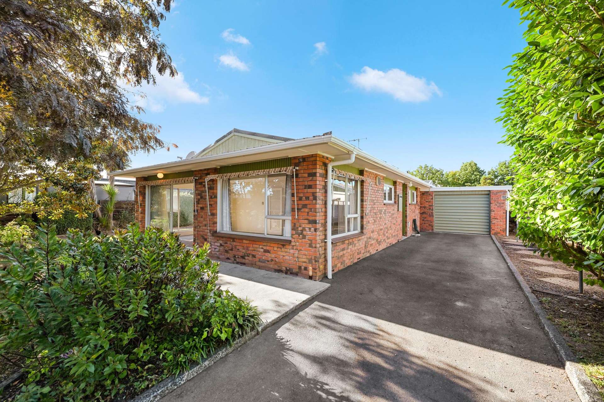 4 Sandringham Road Enderley_0