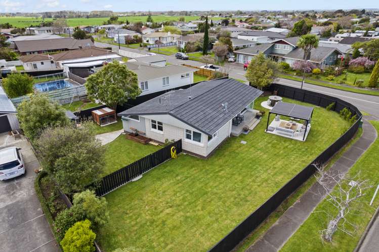 1 Sutherland Crescent Westbrook_22