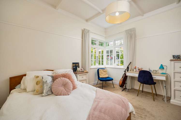 4 Summit Drive Mount Albert_21