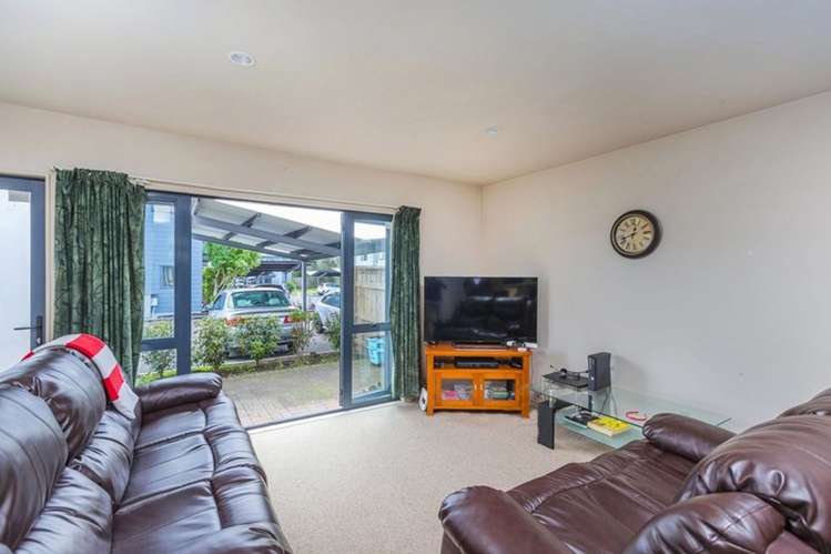 5/8 Soljak Place Mount Albert_5